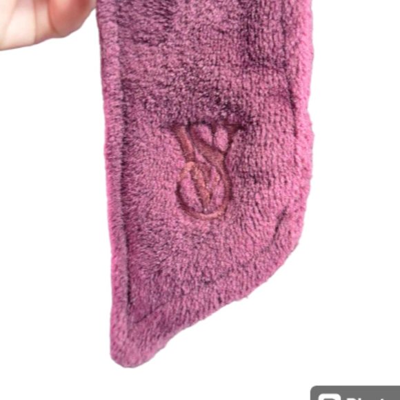 Victoria's Secret Monogramed House Coat in Burgundy Size Med/Large - Picture 5 of 12